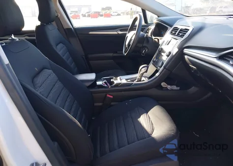 2016 Ford Fusion Se из США, поврежденный, VIN 3FA6P0H72GR184977